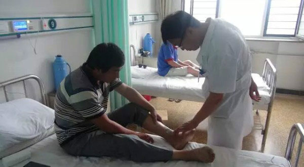 我院中医骨科权力主任的一天